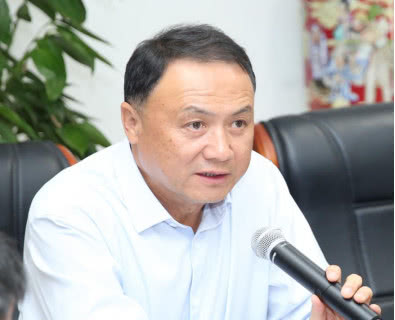 与会主要嘉宾共同携手启动盛典中国中小企业协会副会长,国务院政府