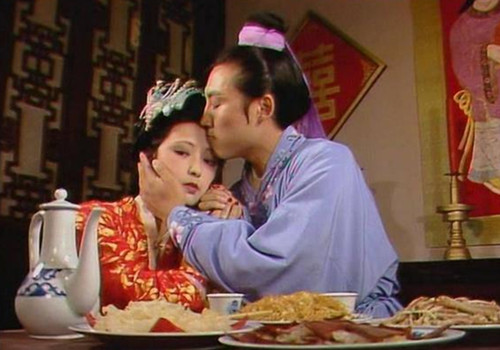 红楼梦尤二姐为何会母子双亡