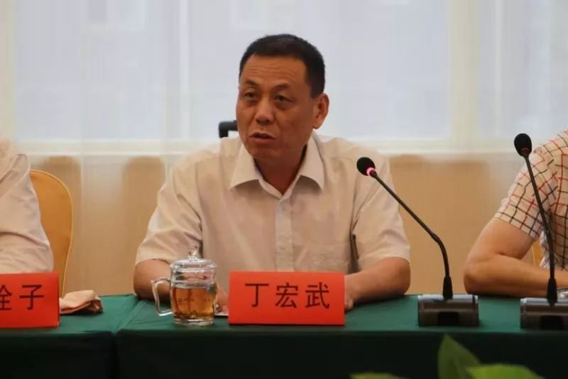 上海市果品行业协会陕西行一行考察对接渭南市白水县苹果产业