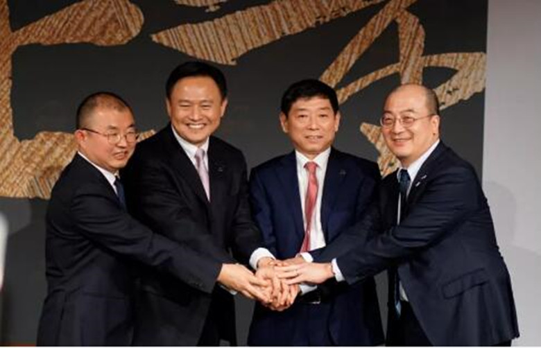 期间举行的中国汽车品牌之夜上发出对中国汽车未来竞争发展的五大倡议