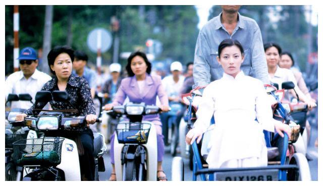 越南这种奇葩的三轮车,名字竟然叫“客先死”,太不吉利千万别坐_旅游