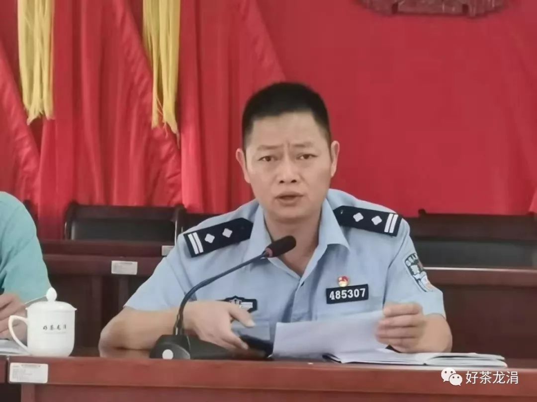 严部署求实效龙涓乡召开重点工作部署会