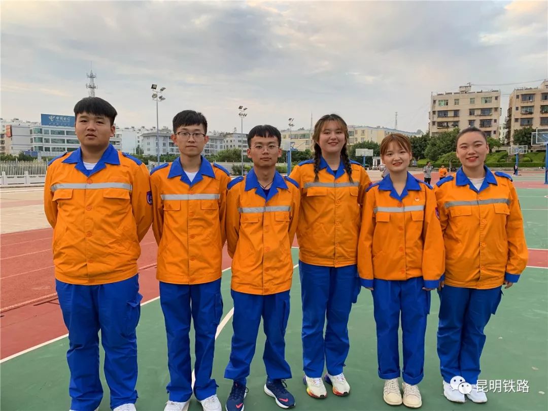 永仁地区即将结束不通铁路的历史,爱路护路宣传先行抵达