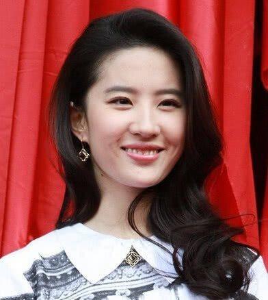 女明星梨涡排行榜刘亦菲垫底杨颖仅第三她甜的让男人受不了