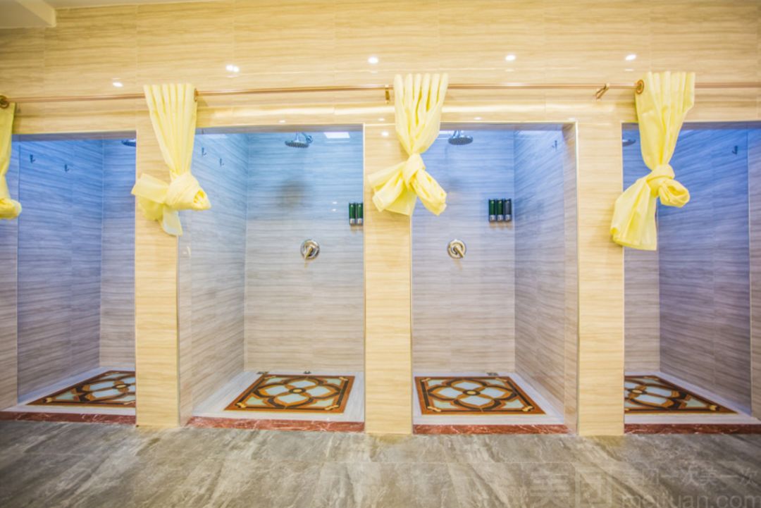 按摩沙发上继续慵懒一会~店内整洁舒适的环境简直是休息放松的好地方