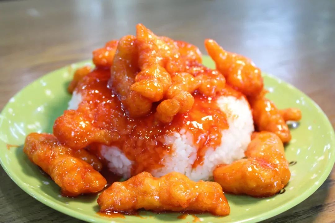 糖醋里脊盖浇饭(富亚餐饮经典美食)01北三鸡柳烤盘——北二最近的当红