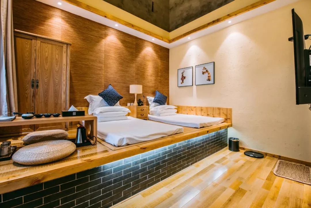 金融旅游民宿诗与远方的金融保证