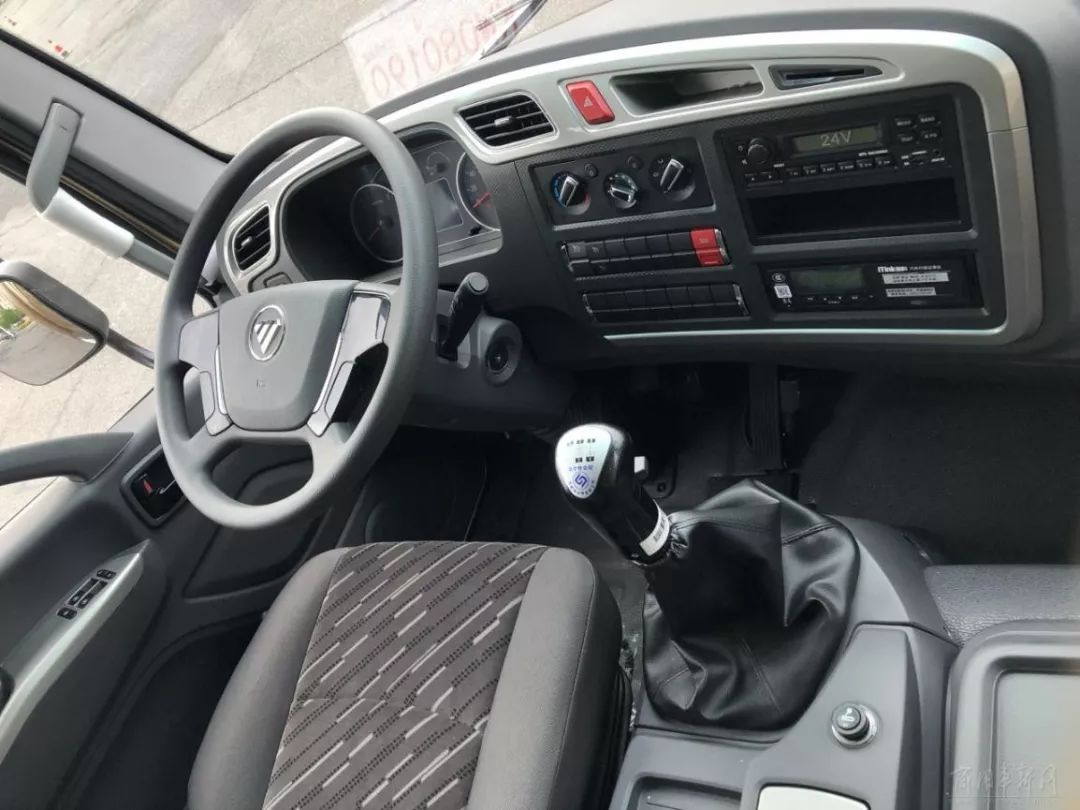 评测奥铃大黄蜂hold得住这届卡友的审美吗