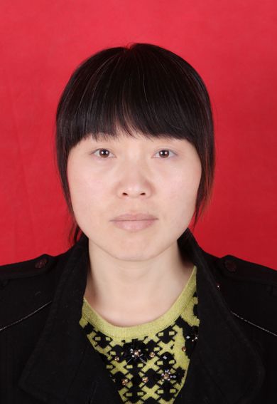 陈德芳,女,汉族,现年37岁,甜水中心小学二级教师.