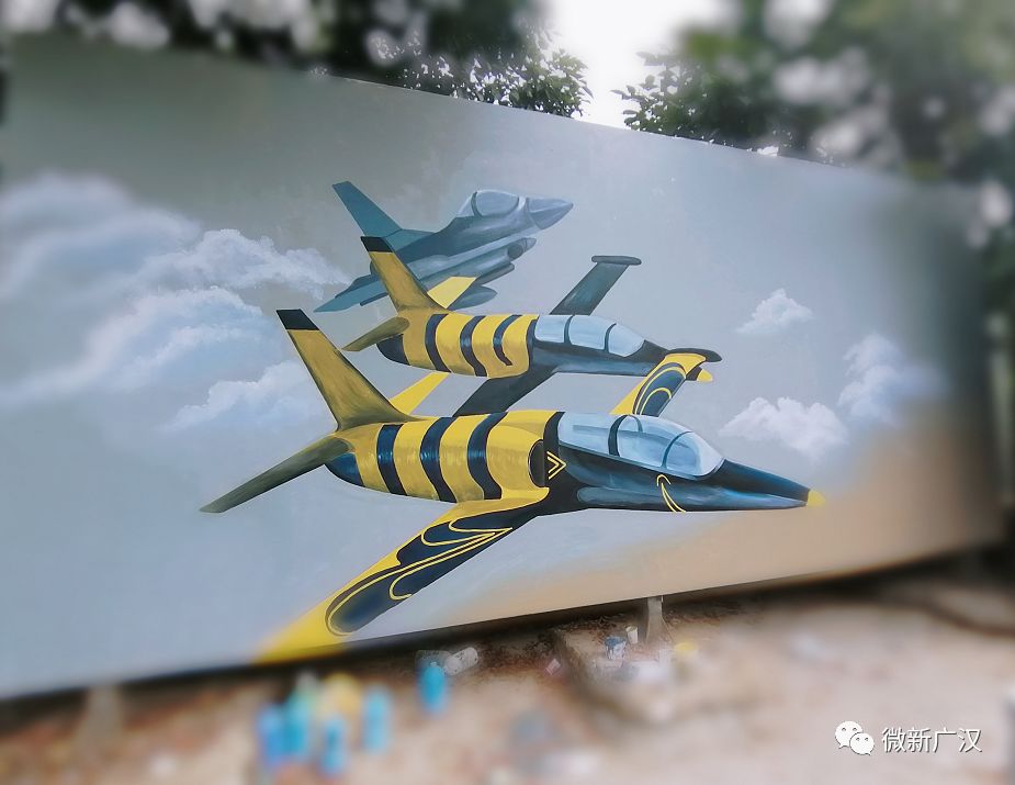 全长600米!_飞机