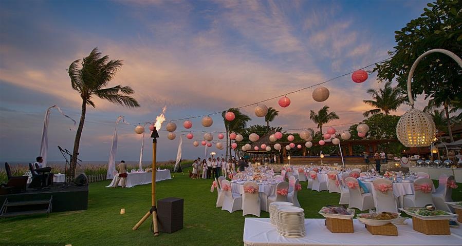 丹绒贝晚宴基础布置沙滩(下图包含晚宴基础布置)-室外-肉桂酒店晚宴