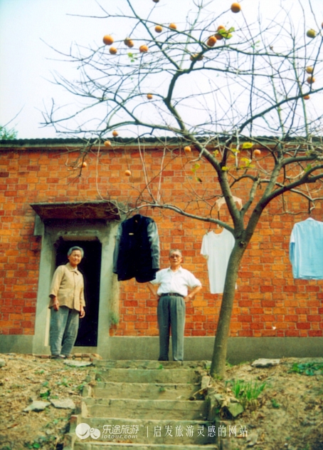 梦回故土,与逝去父亲共筑未完之屋——解梦梦见死去的爸爸盖房子倒了好几次的深层含义 梦回故土,与逝去父亲共筑未完之屋——解梦梦见死去的爸爸盖房子倒了好几次的深层含义