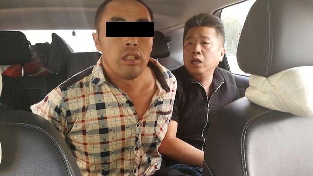 湖北刑警父子接力追凶23年终在新疆抓获命案逃犯