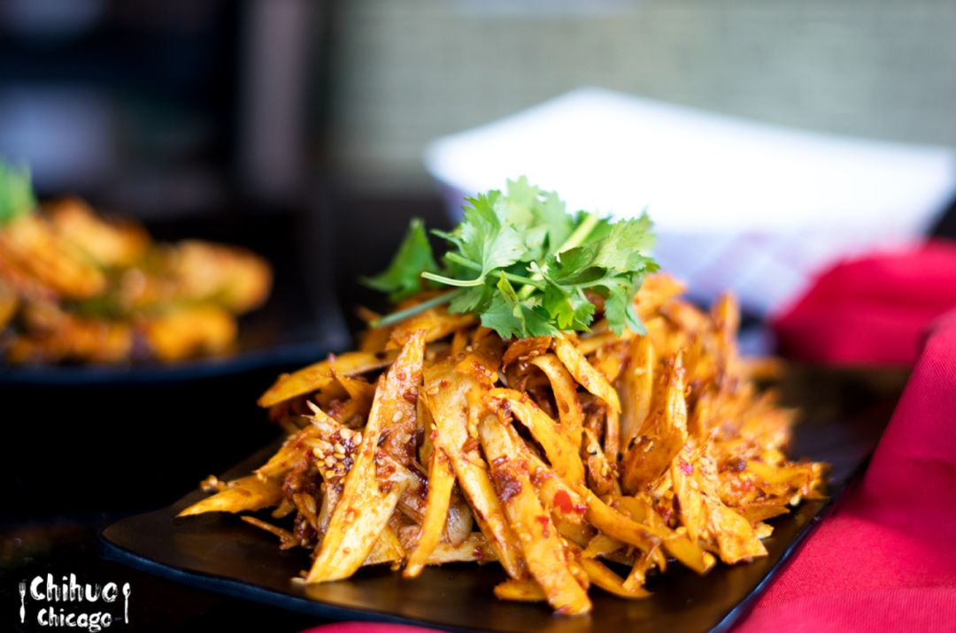 烤和牛香辣板筋蒜蓉生蚝芝加哥人下班放学撸串根据地在此