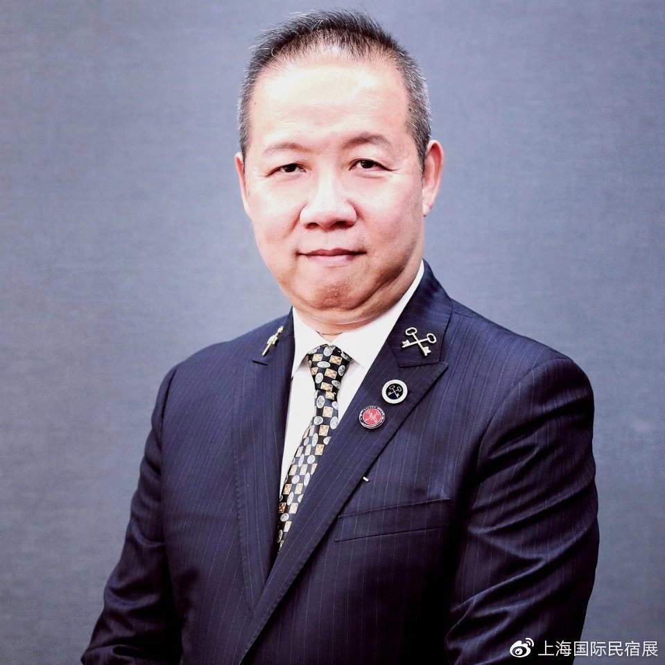 吴兆昌(中国香港)金钥匙国际联盟培训及顾问部负责人国际金钥匙学院