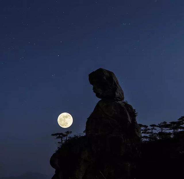 纳里三清山中秋节将有惊天大圆月出现赏月别错过