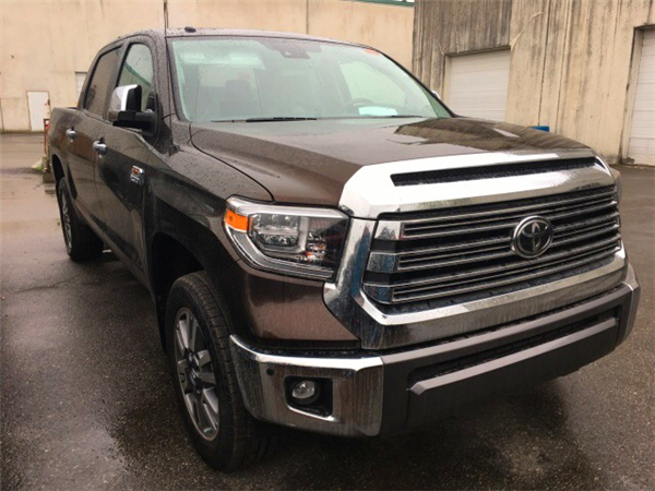 2019款丰田坦途1794加规版20轮天窗jbl音响现车50万