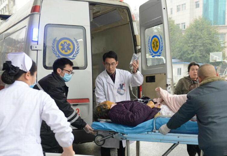 西安长途120救护车接送病人转院出院(全国各地)