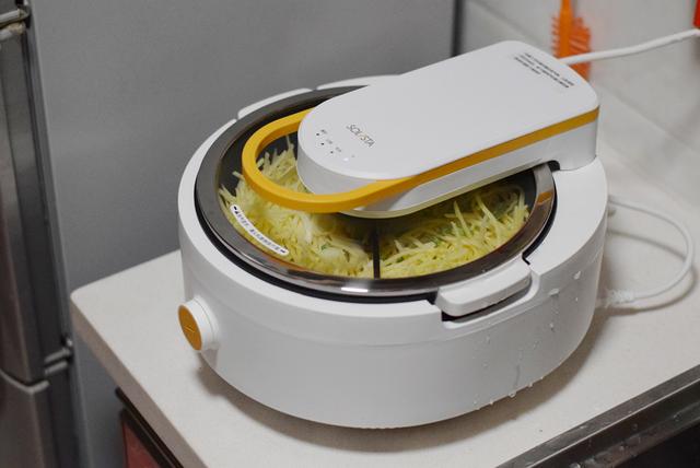 专为上班族打造小米众筹推出智能炒菜机