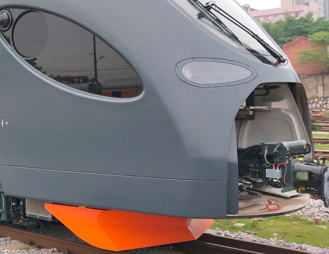 中车株机出口捷克天狼星号动车组抵达欧洲