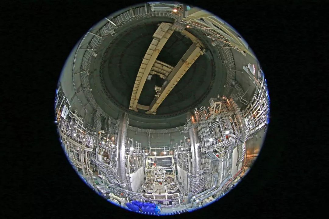 1号核岛反应堆厂房内景——1号机组爆破阀全景——1号机组完成装