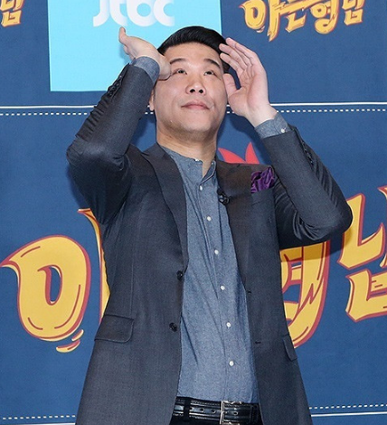 他是韩国版姚明有钱善良有名气李秀根有钱但缺爱