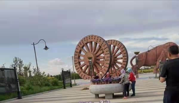 ·