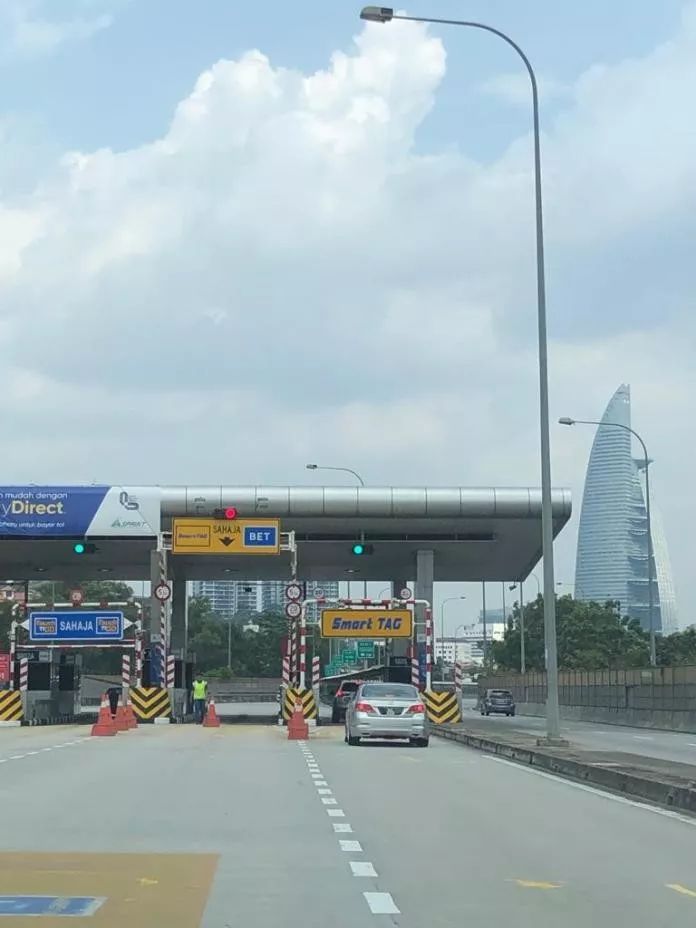 tng钱包的另外一个合资方是马来西亚联昌银行旗下的高速公路收费系统