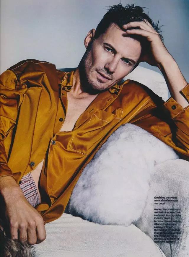 90年代一线大牌男模,帅得令人不知所措,47岁回归秀场霸气侧漏_alex