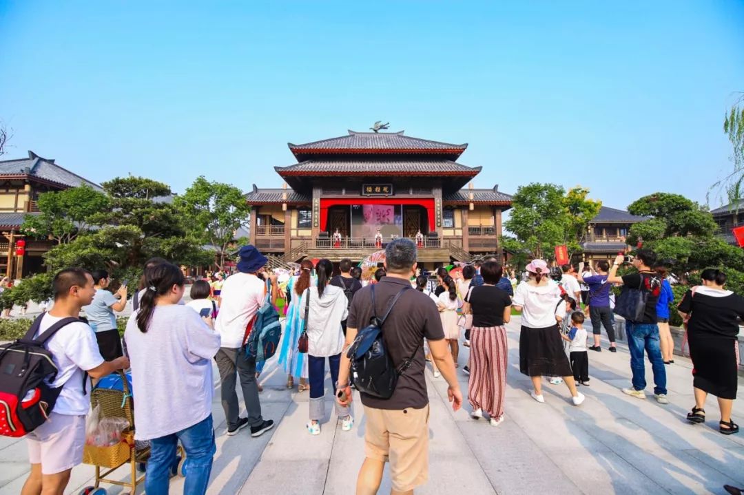 荆州方特东方神画盛大开园开启全新欢乐旅程