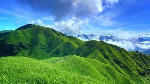 10月3日-6日丨1000 ,轻奢武功山,步天下带你感受日出云海五星体验