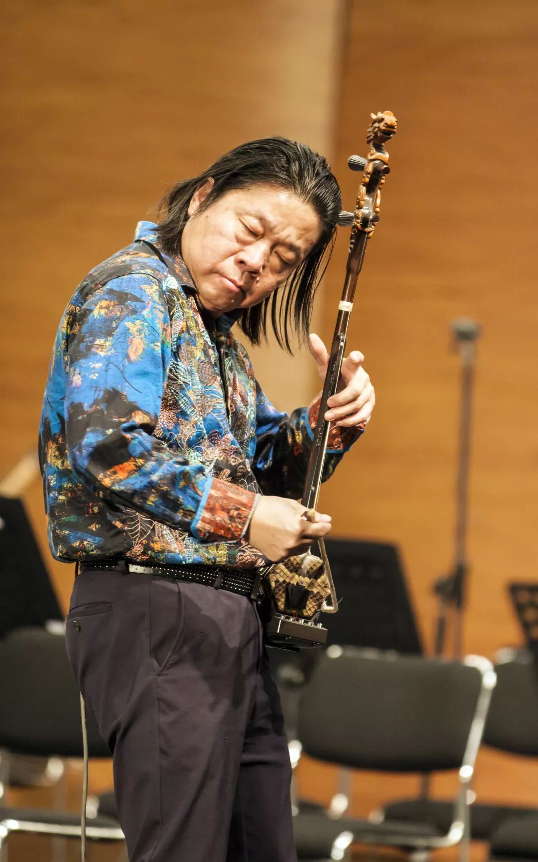 演奏:卞留念曲:卞留念二胡独奏《lotus·莲》南京乐社是中国四大乐社