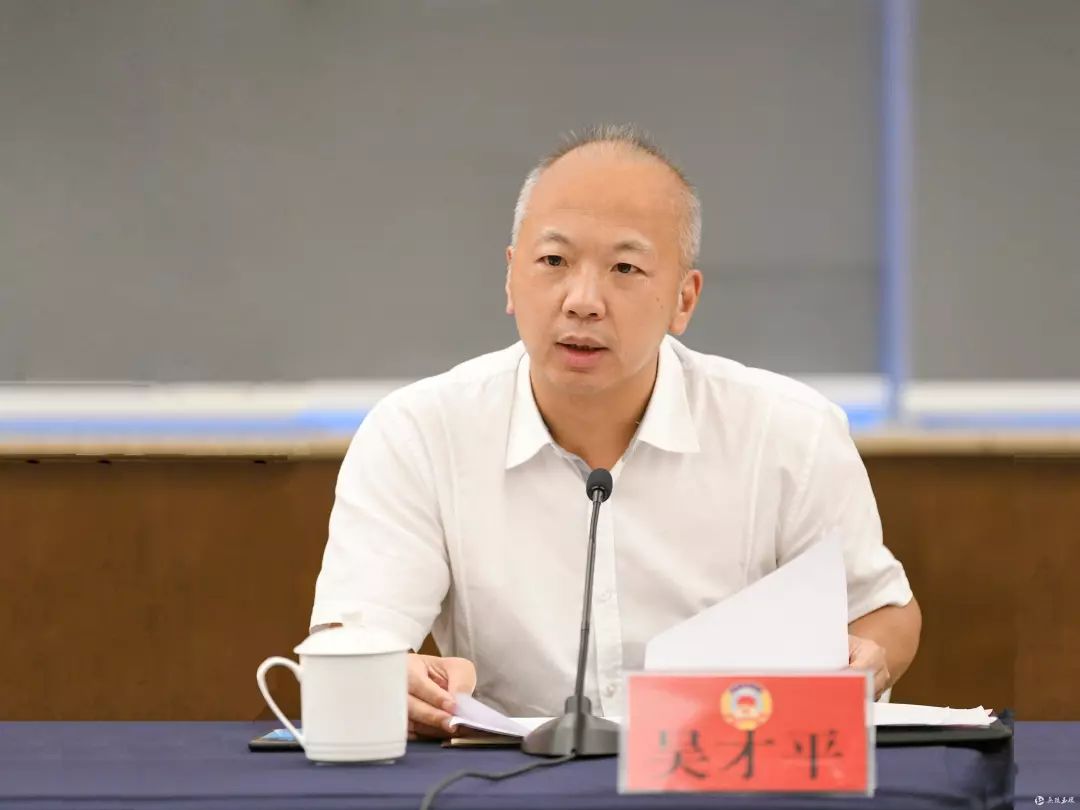 玉环举行各界人士中秋座谈会吴才平同心同向同频建设新时代美丽玉环