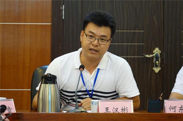 区人大常委会到各镇街道开展我区实施乡村振兴战略情况视察