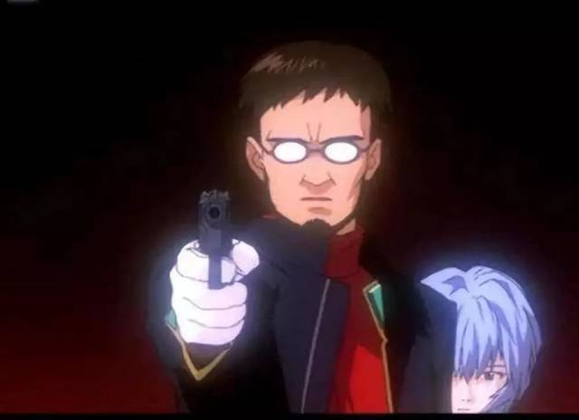 周五人物志从那个手永远被粘在下巴上的男人入手聊一下人渣