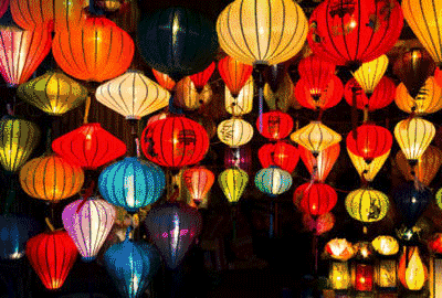 千人荧光挥舞,电音歌手助阵身材火辣的美女dj打碟还有特邀外模上演