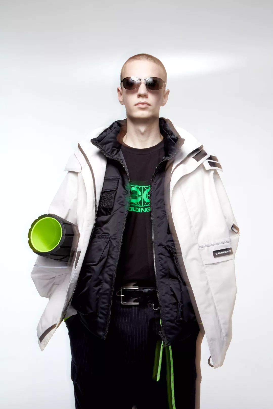 15周年coolness主题贯穿中庭展示丨mocoxcommongender