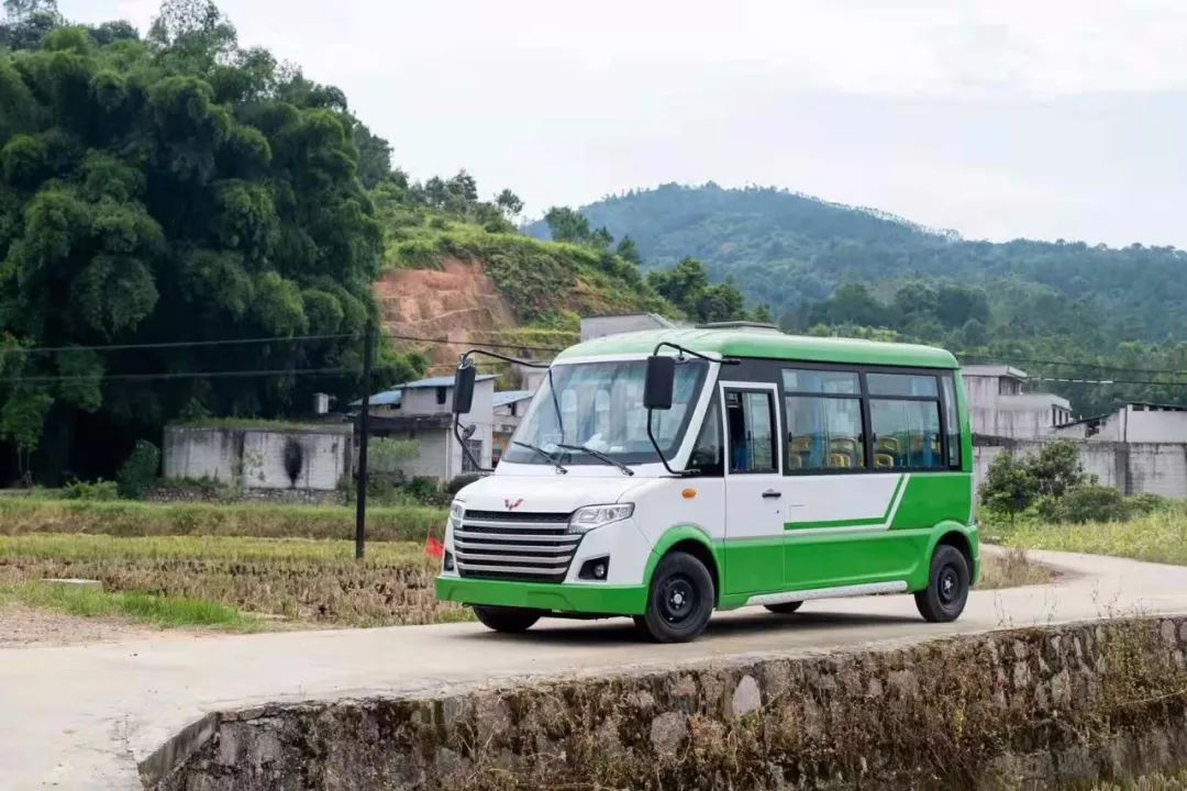 官宣五菱村村通客车宣传片正式发布