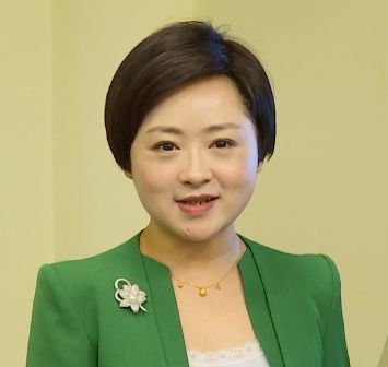 李小静主持人张书记,您好, 请您给大家谈一下今年桂花桥街道脱贫攻坚