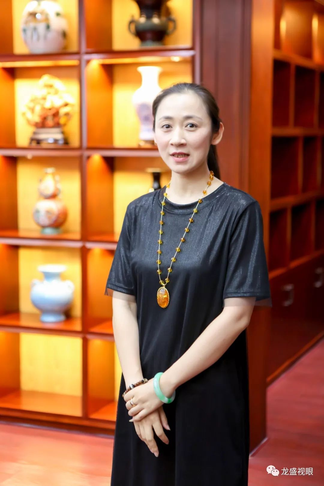 博出好彩头共叙同事情龙盛金砖中秋博饼活动