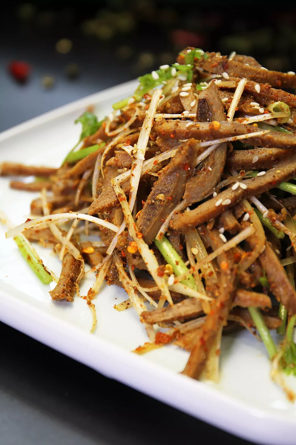 = 干拌小肚 = 凉拌菜真的是喝啤酒的最佳伴侣,香辣可口,一口小菜铱谮