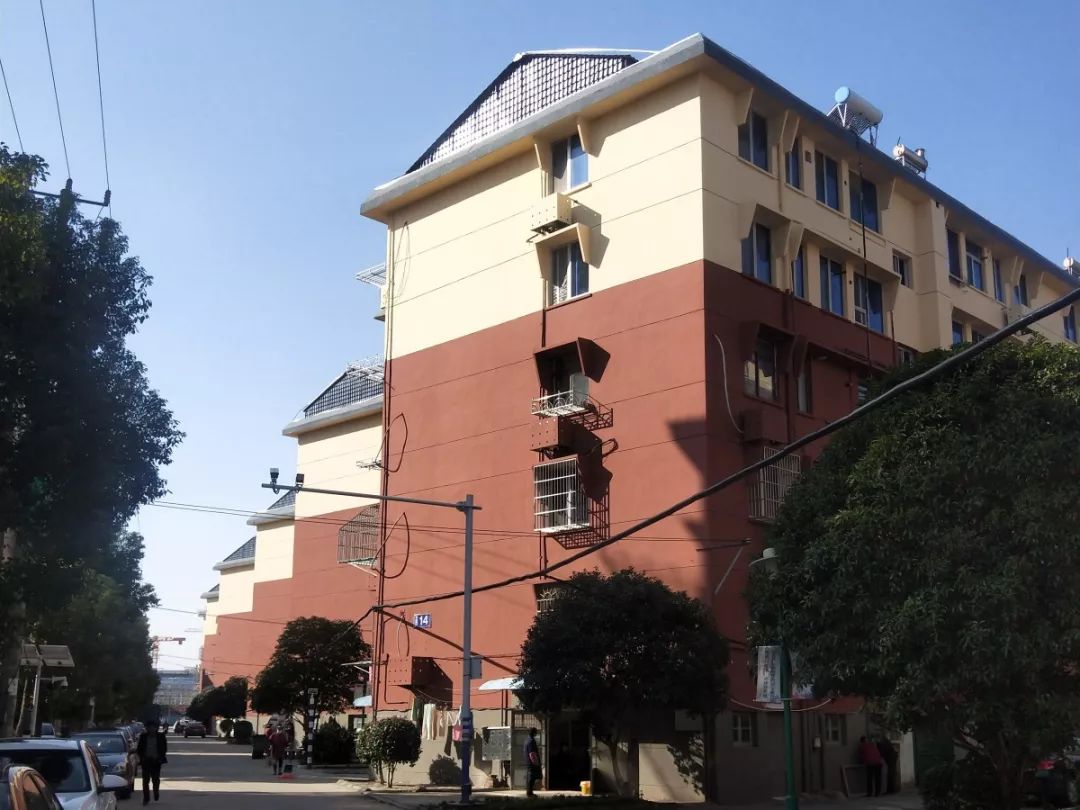 屋顶终于不漏雨了启东这些老旧小区改造有你的小区吗