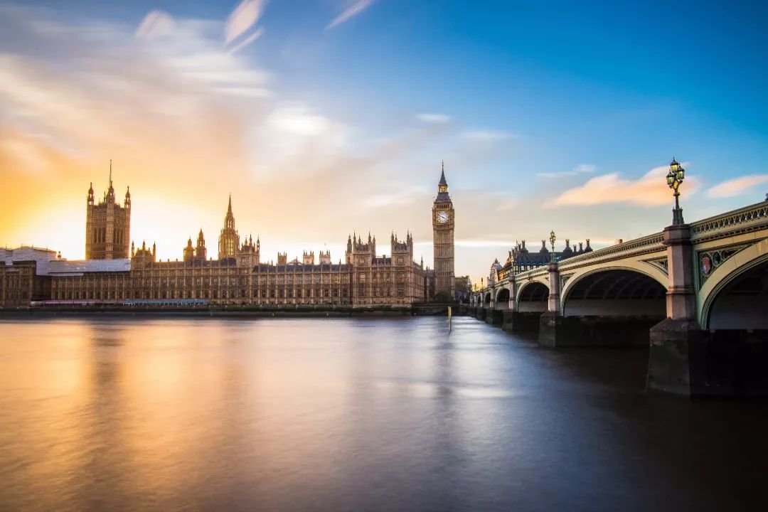 妙珠域外英国律师学院探源