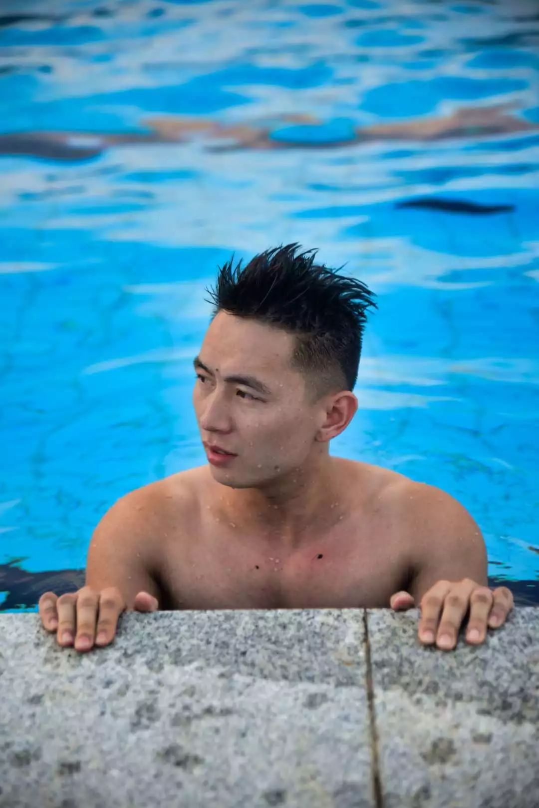 makinghistory西乡塘史上第一场泳池电音派对邀请500位大学生引爆开学