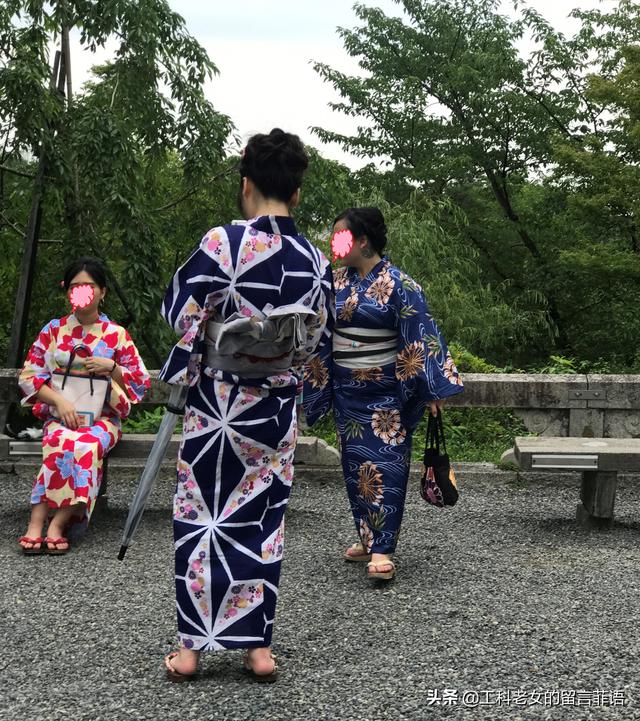 京都之清水寺的和服女孩,九層以上是中國妹子_木屐