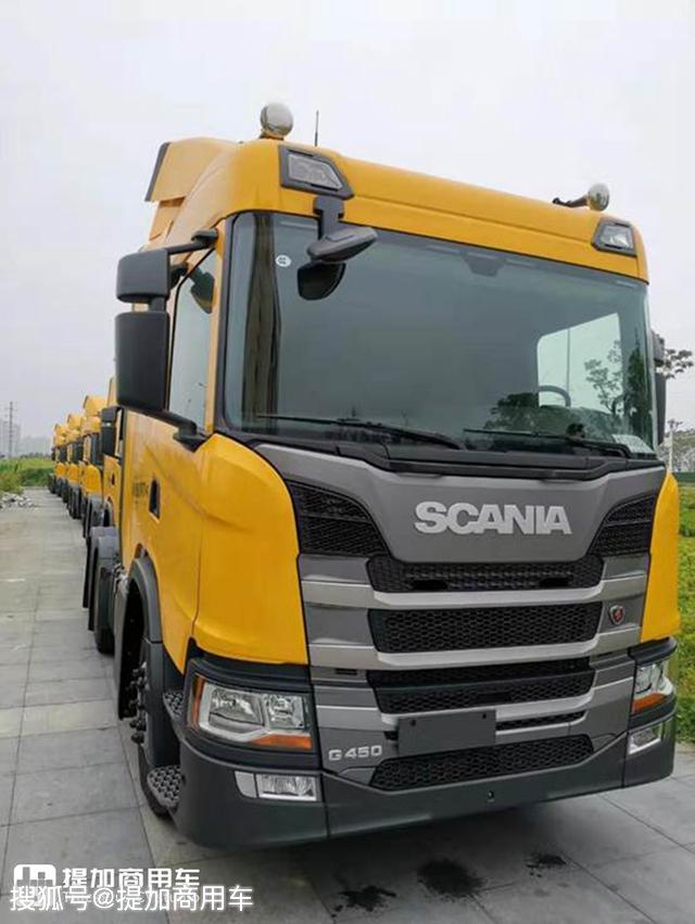 某快递公司最近也购入了一批斯堪尼亚进口卡车黄色涂装配置还高