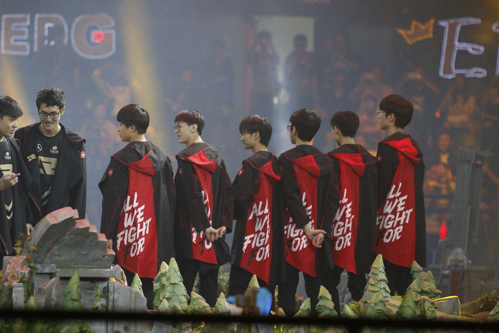 s9外国五c扬我国威c9出征服印上六种国旗