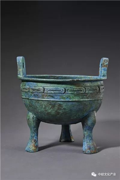 鼎3月7日,国家文物局与公安部综合研判会商,确定了通过外交努力和刑事