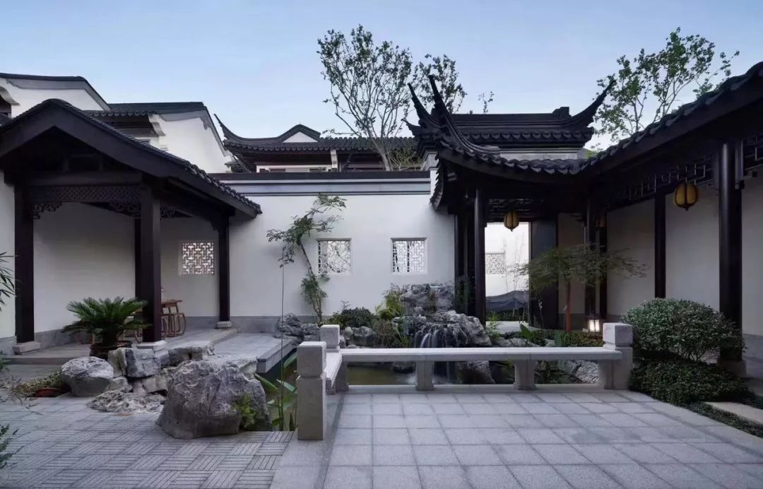 持续霸榜的"流量担当"春风燕语山水叠墅,这一次,可能又不够卖了