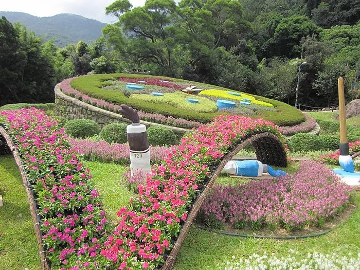 花好月圓私房景點陽明公園彩繪花鐘節氛圍好映月